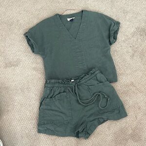 Top & Shorts Set

Top is XS
Shorts are M